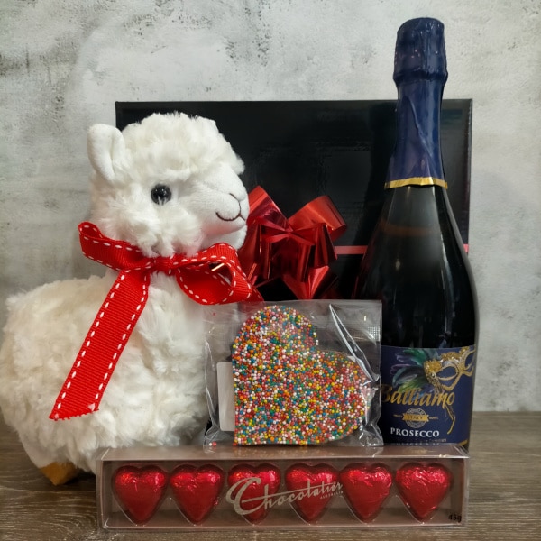 Valentine's Day Gift Delivery For Her Gift Hampers Gold